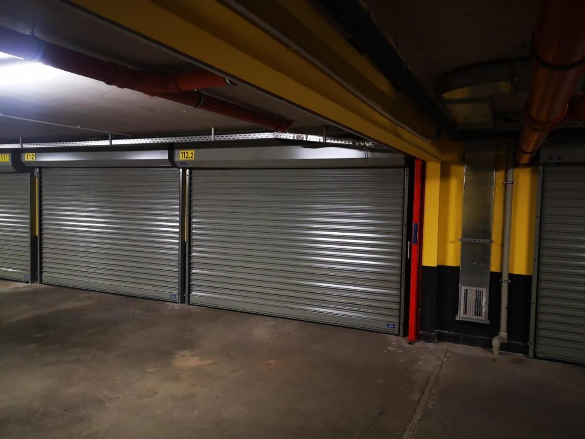 Business And Leisure Apartments In Mladost 2 With Free Garage Sofia Eksteriør bilde