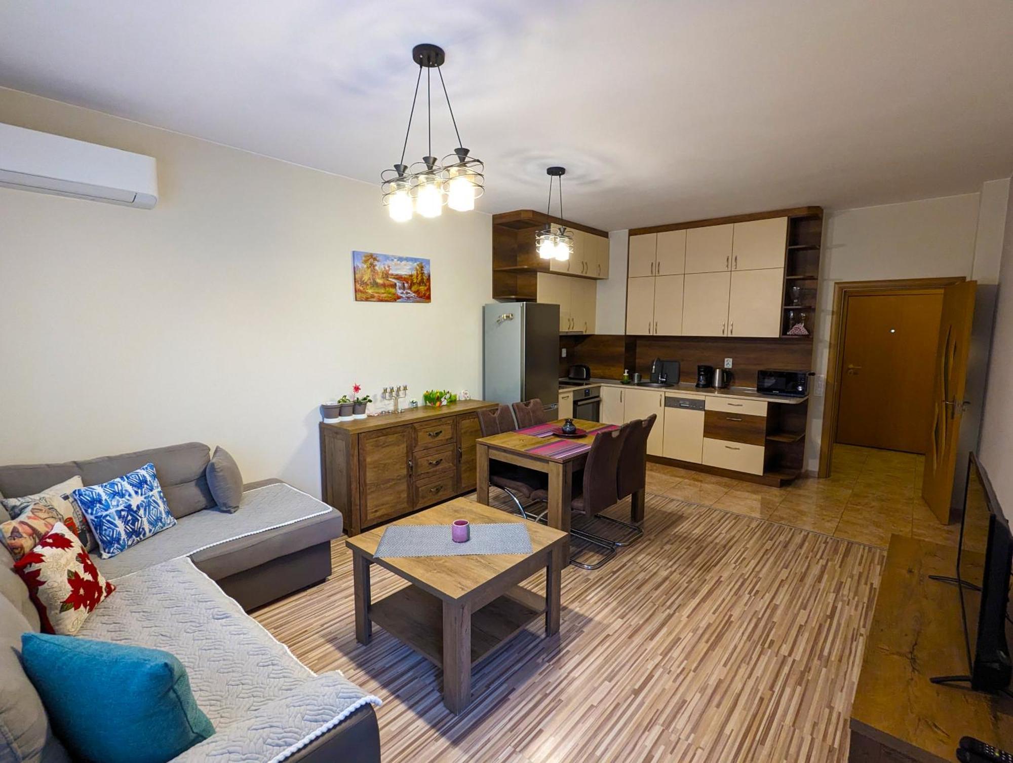 Business And Leisure Apartments In Mladost 2 With Free Garage Sofia Eksteriør bilde