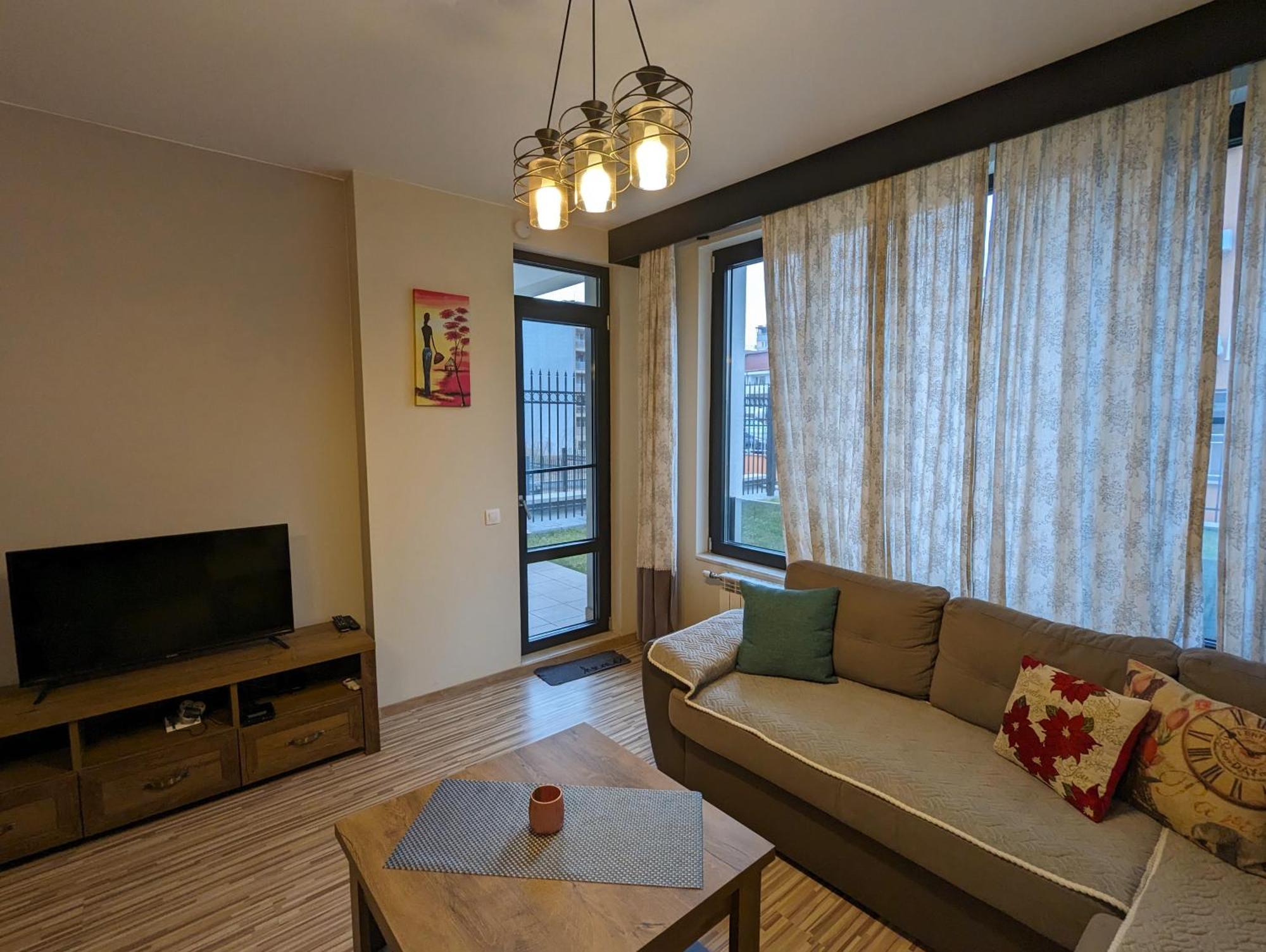 Business And Leisure Apartments In Mladost 2 With Free Garage Sofia Eksteriør bilde