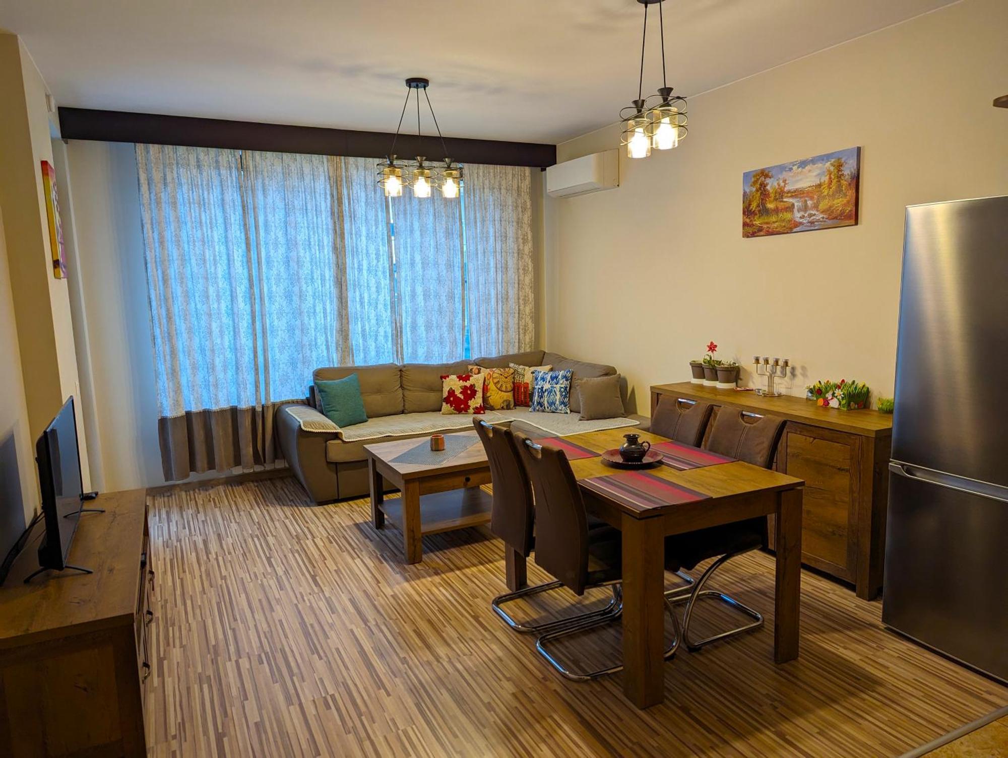 Business And Leisure Apartments In Mladost 2 With Free Garage Sofia Eksteriør bilde